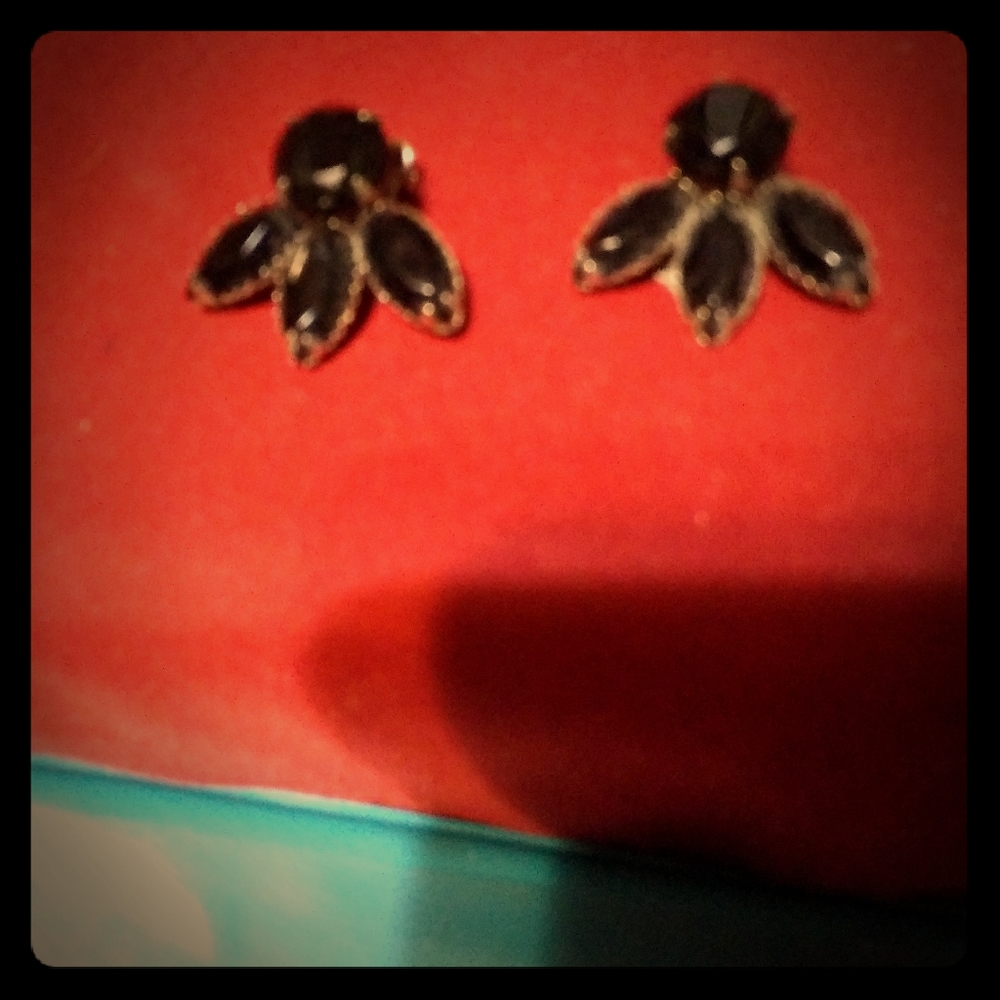 Vintage black rhinestone earrings